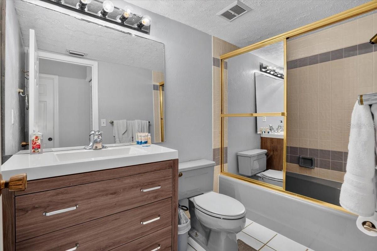 2407 PALMA SOLA BLVD — photo 31