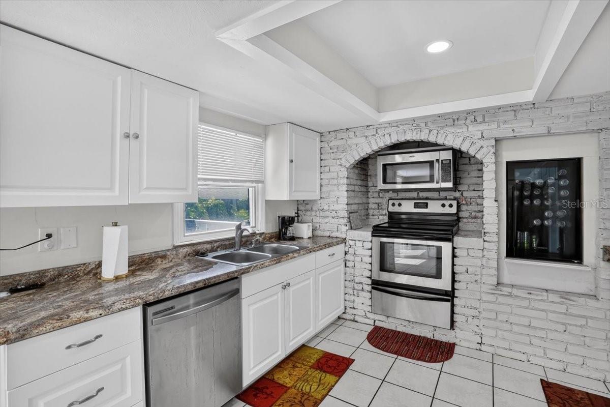 2407 PALMA SOLA BLVD — photo 13