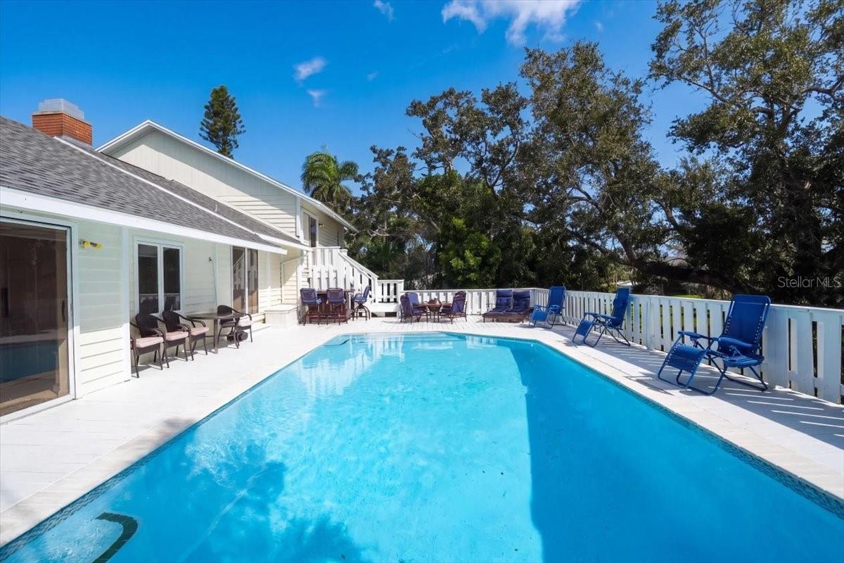 2407 PALMA SOLA BLVD — photo 38