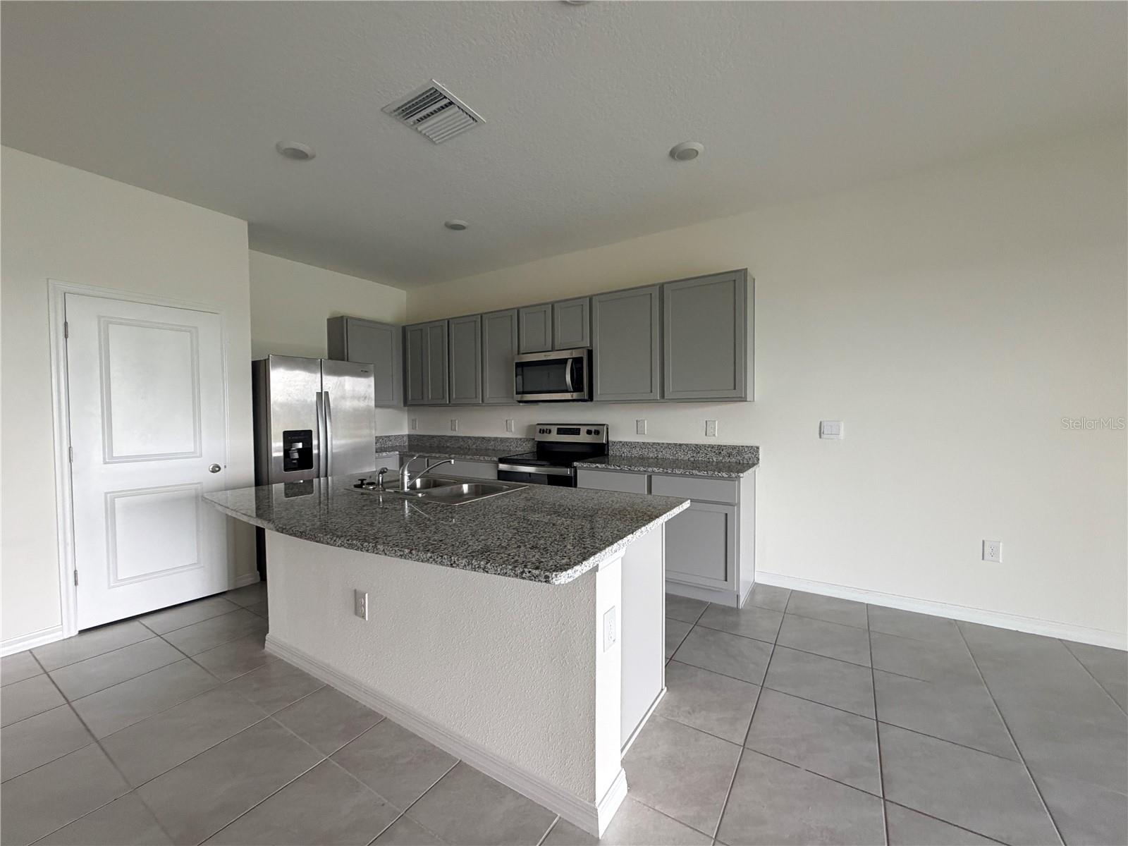 34260 REDWOOD DAWN LN — photo 7