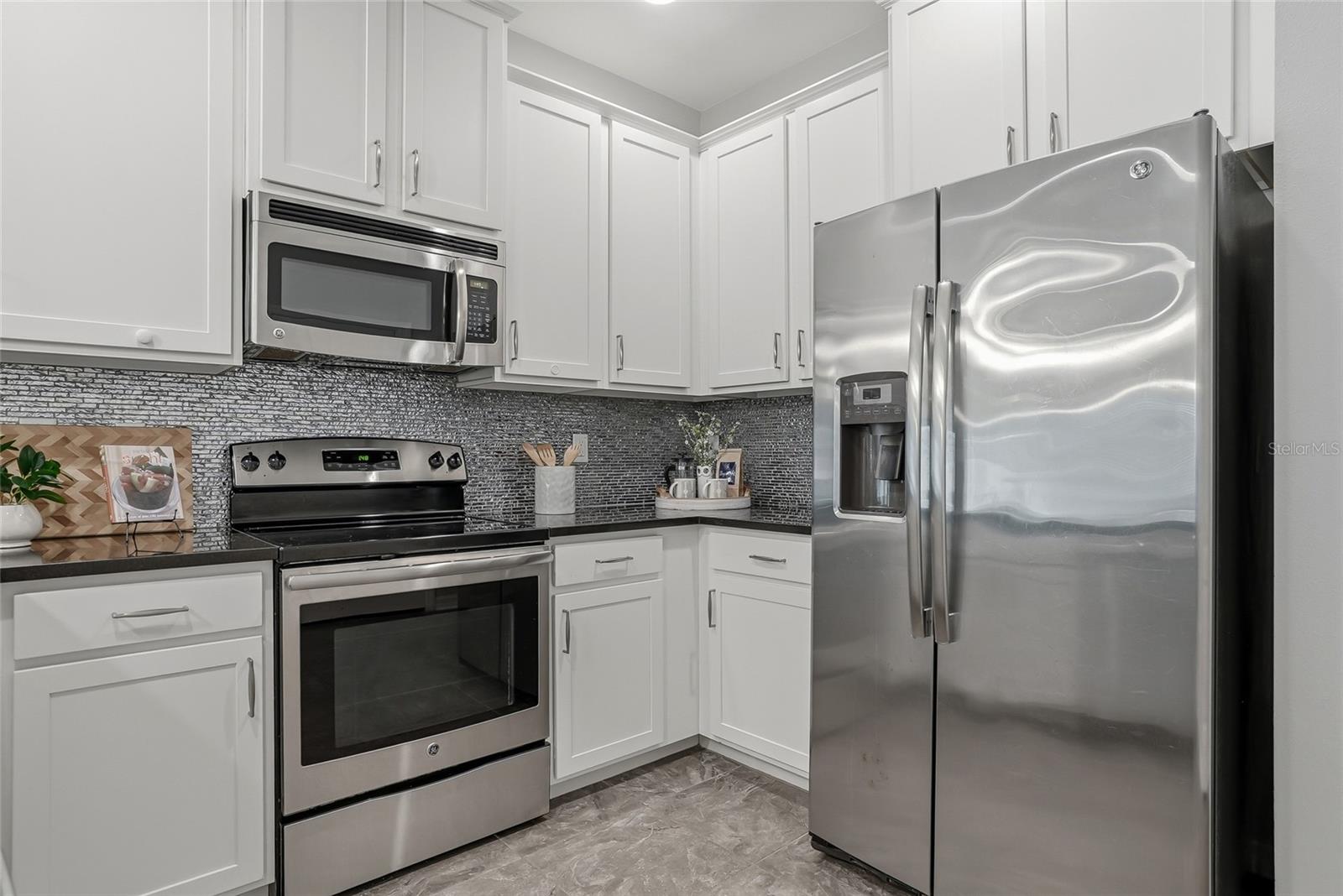 13105 CANOPY CREEK DR — photo 17