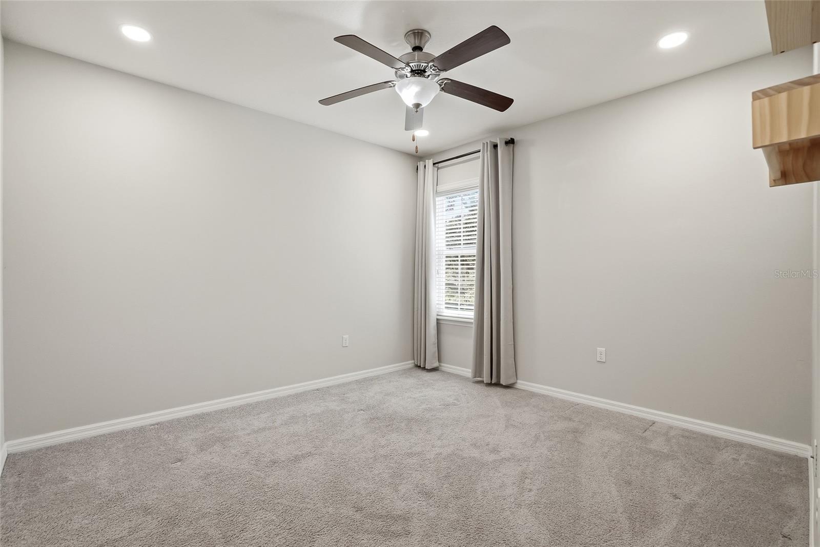 13105 CANOPY CREEK DR — photo 32
