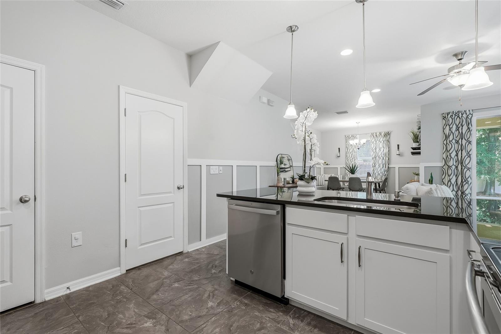 13105 CANOPY CREEK DR — photo 20