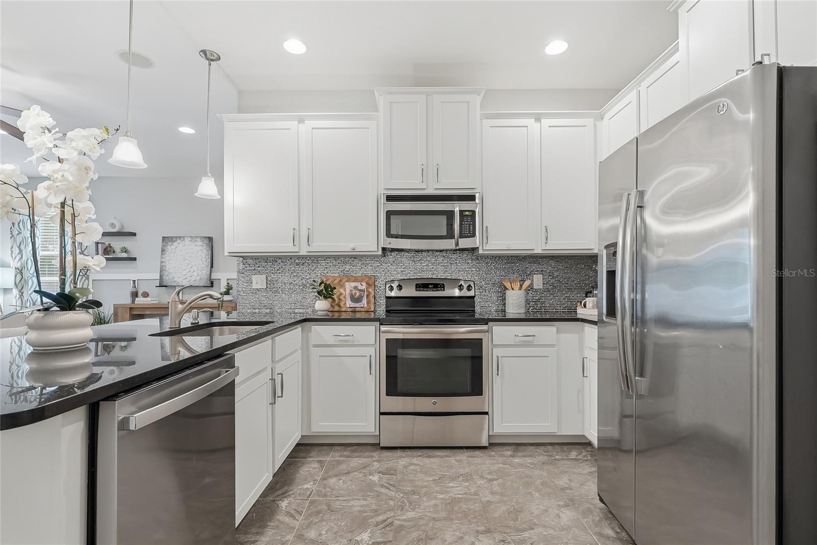 13105 CANOPY CREEK DR — photo 18