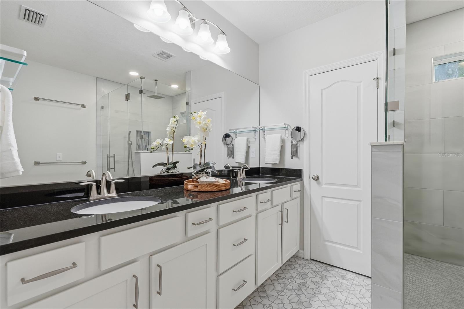 13105 CANOPY CREEK DR — photo 30