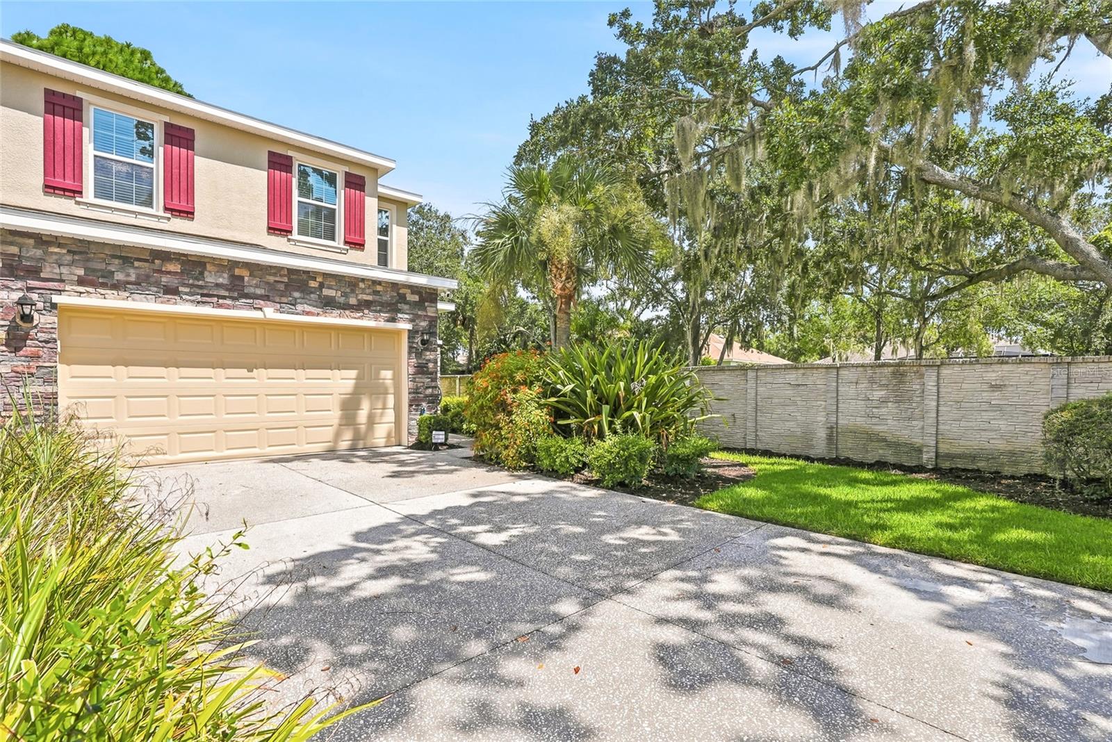13105 CANOPY CREEK DR — photo 2