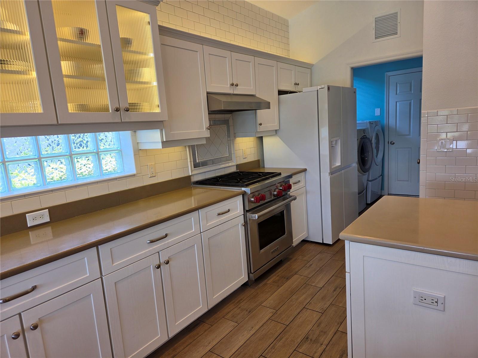 6339 ROOKERY CIR — photo 8