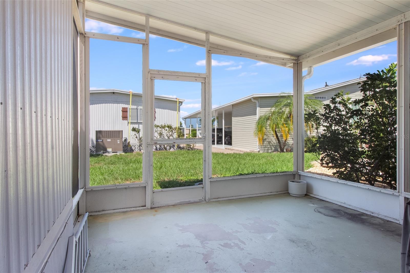 3 S BUENA VISTA AVE — photo 30