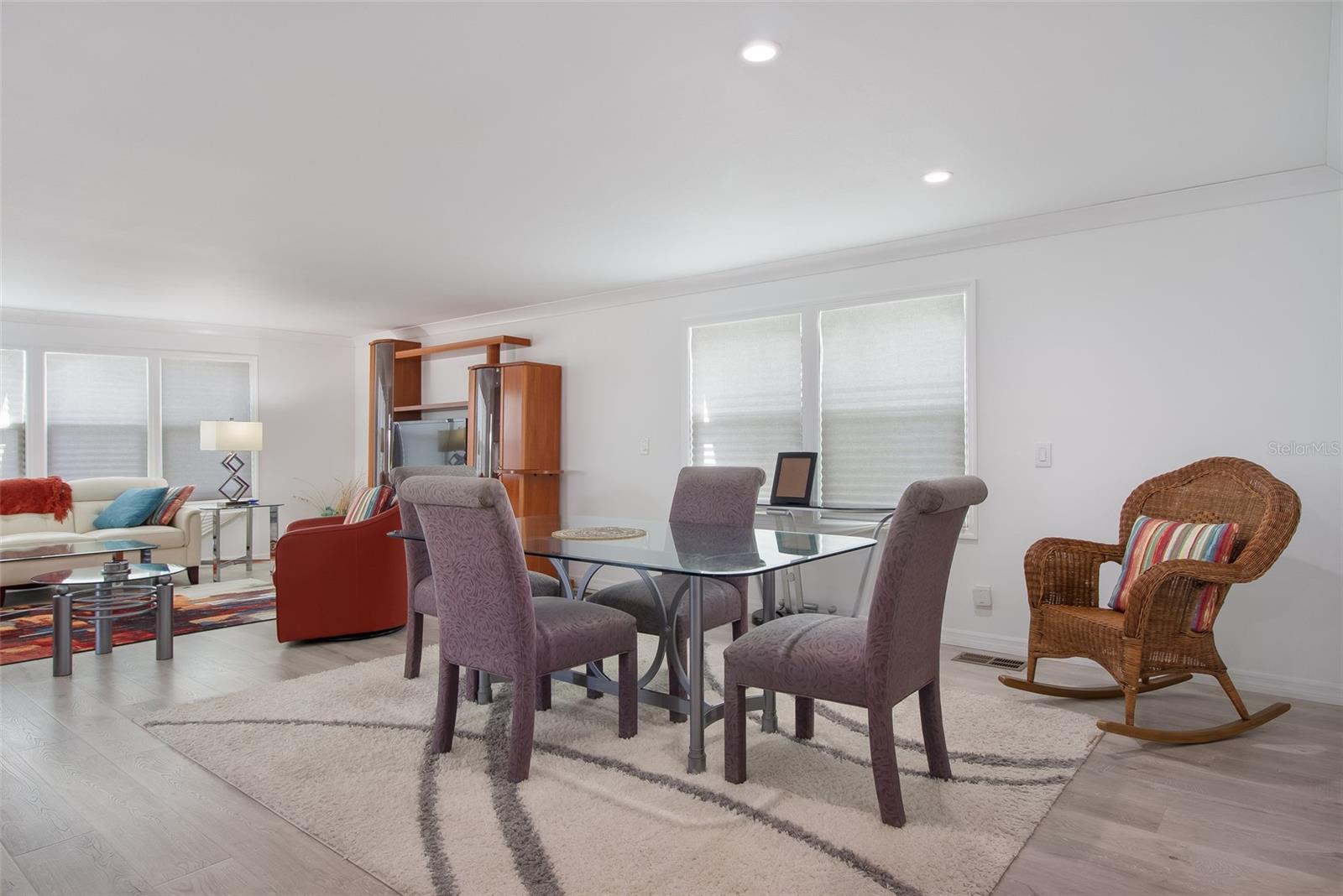 3 S BUENA VISTA AVE — photo 19