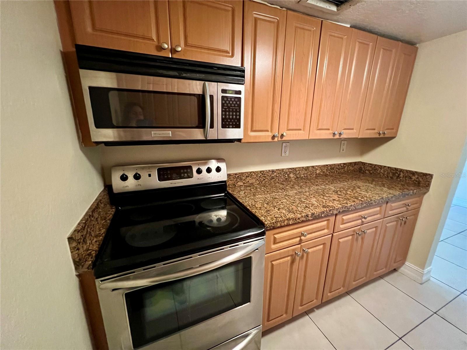 5221 BAYSHORE BLVD #29 — photo 10