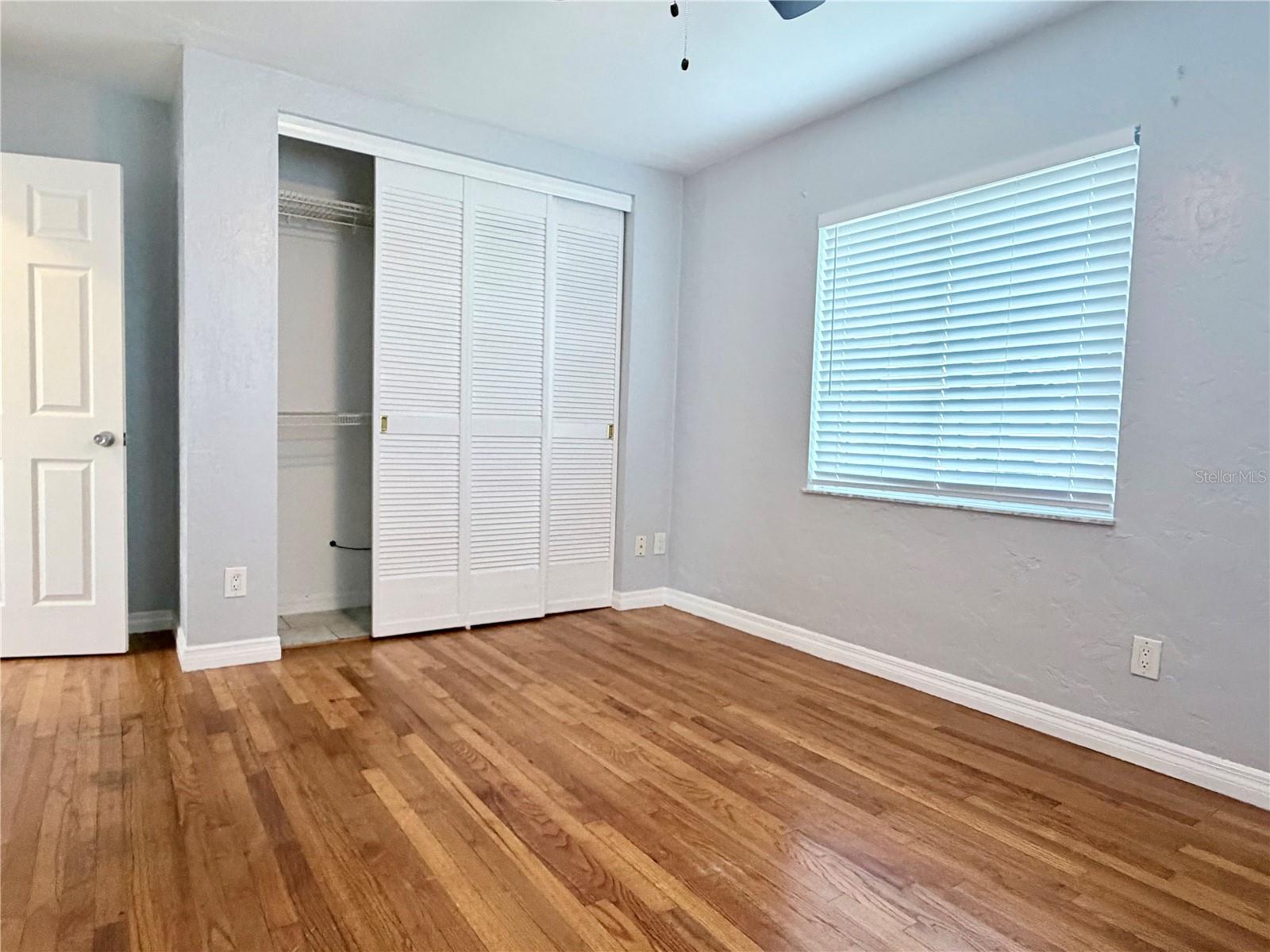 4320 YARDLEY AVE N — photo 15