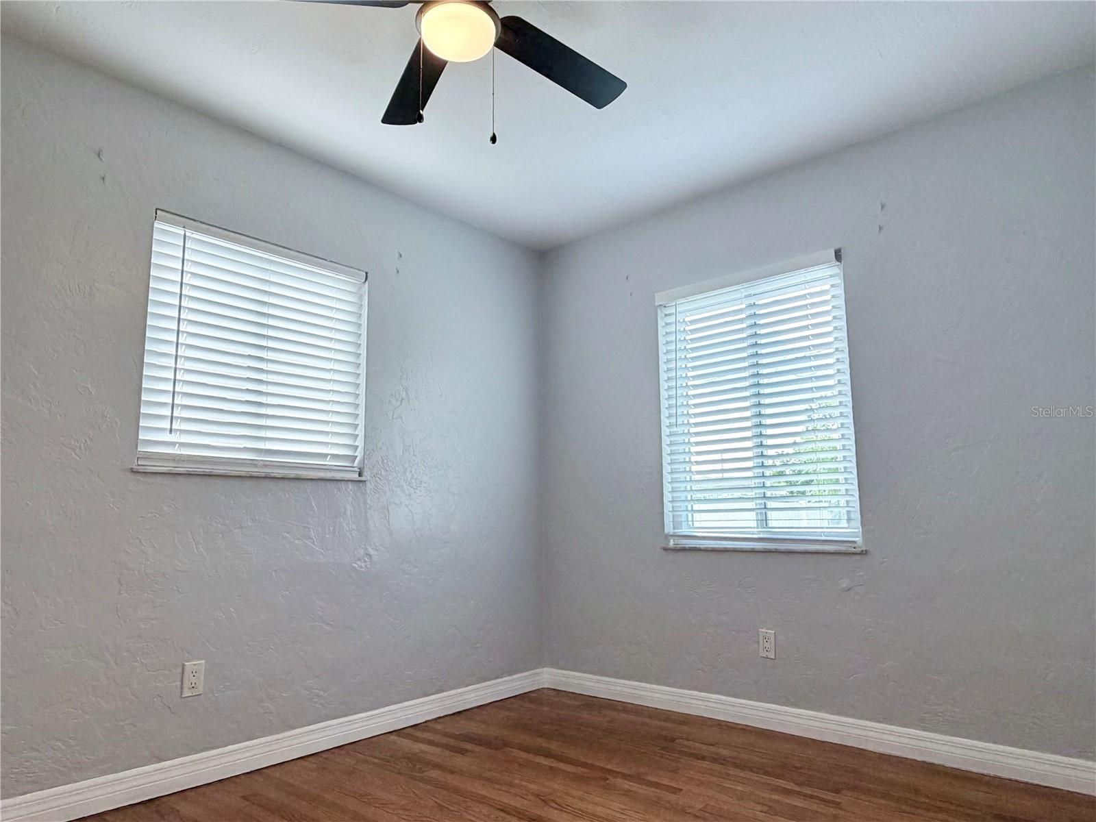4320 YARDLEY AVE N — photo 14