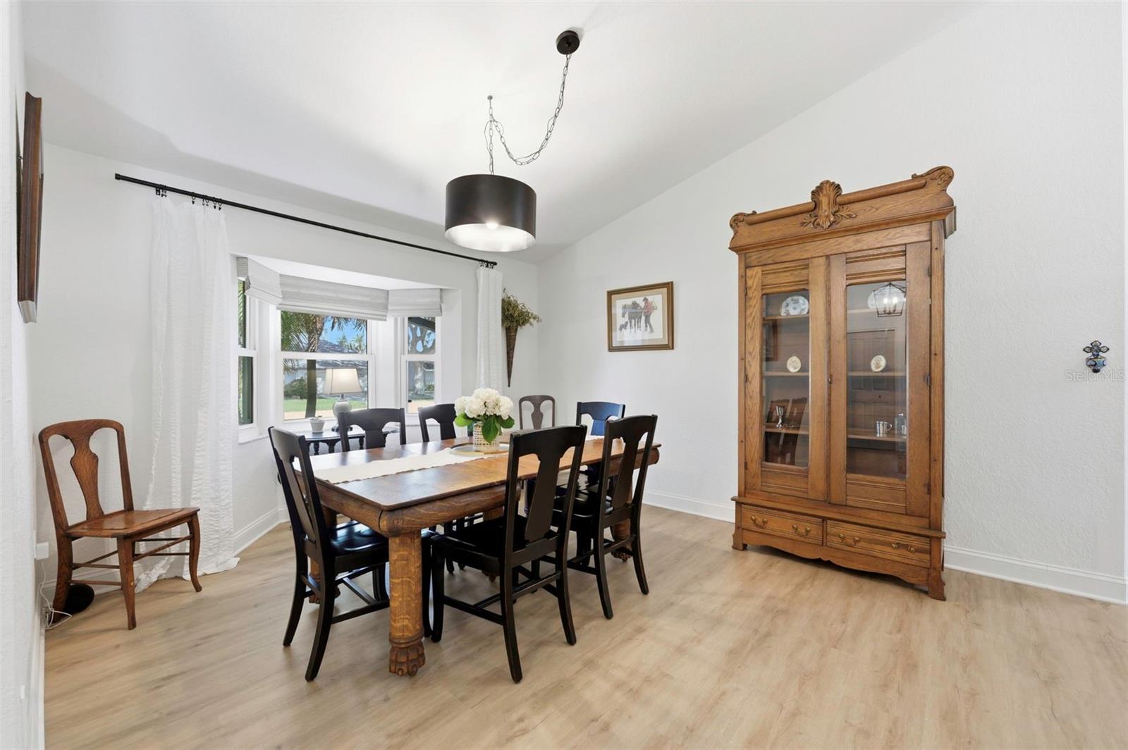 3347 LAKE SHORE LN — photo 17