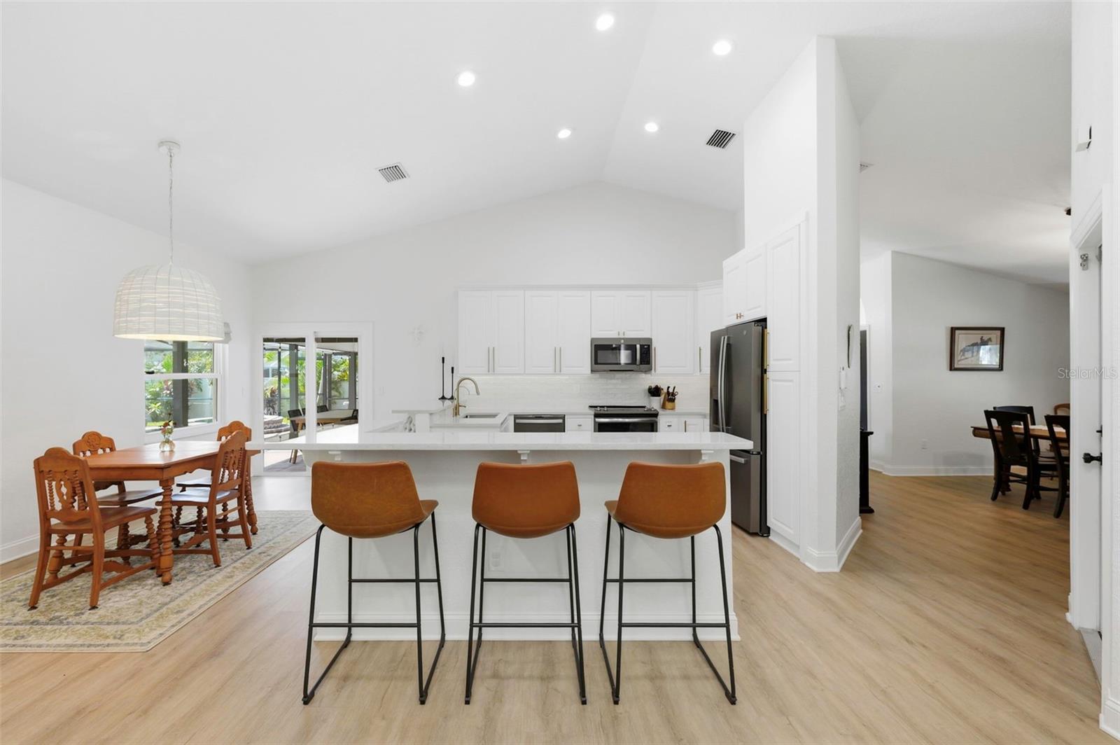 3347 LAKE SHORE LN — photo 9