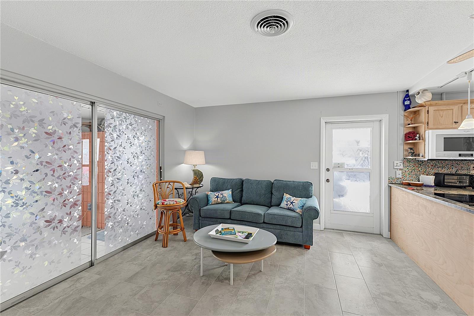 1205 TARPON CENTER DR #B4 — photo 11