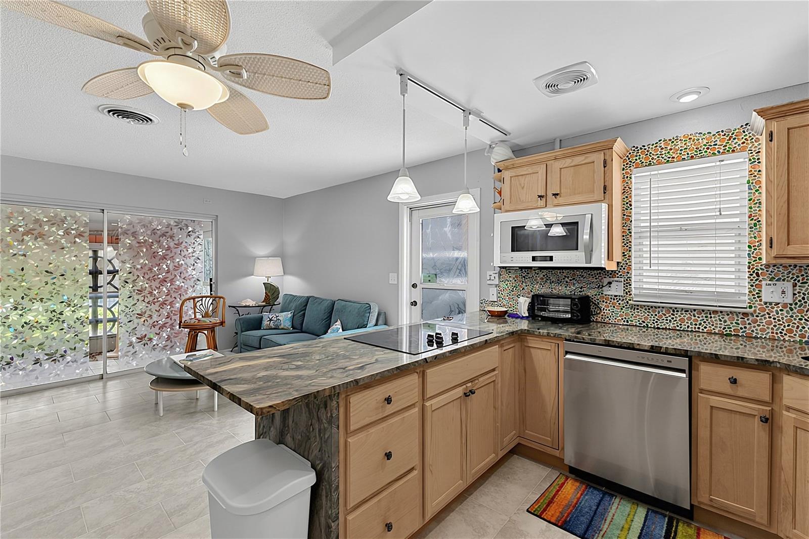 1205 TARPON CENTER DR #B4 — photo 16