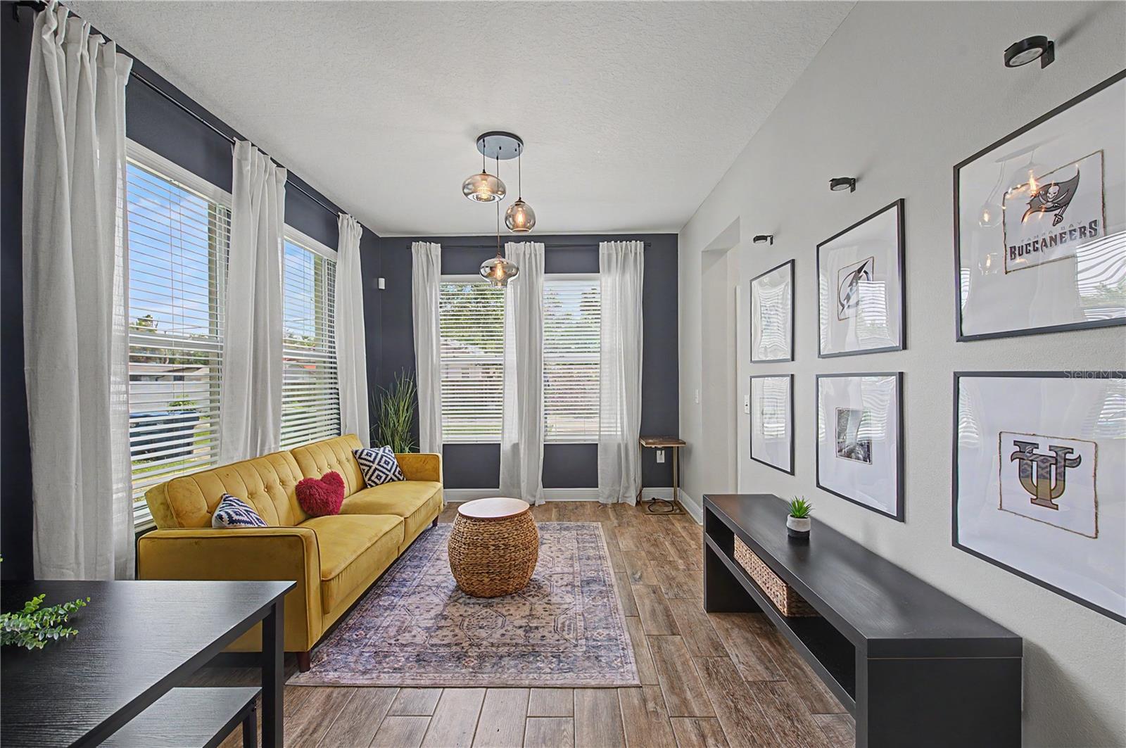 2126 W SPRUCE ST — photo 14