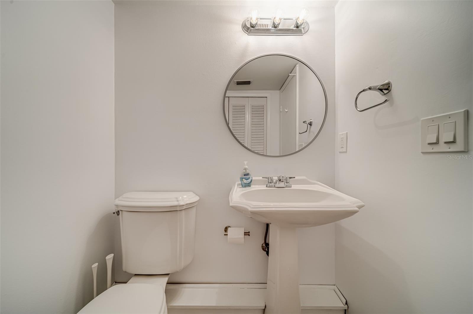 9209 SEMINOLE BLVD #56 — photo 22