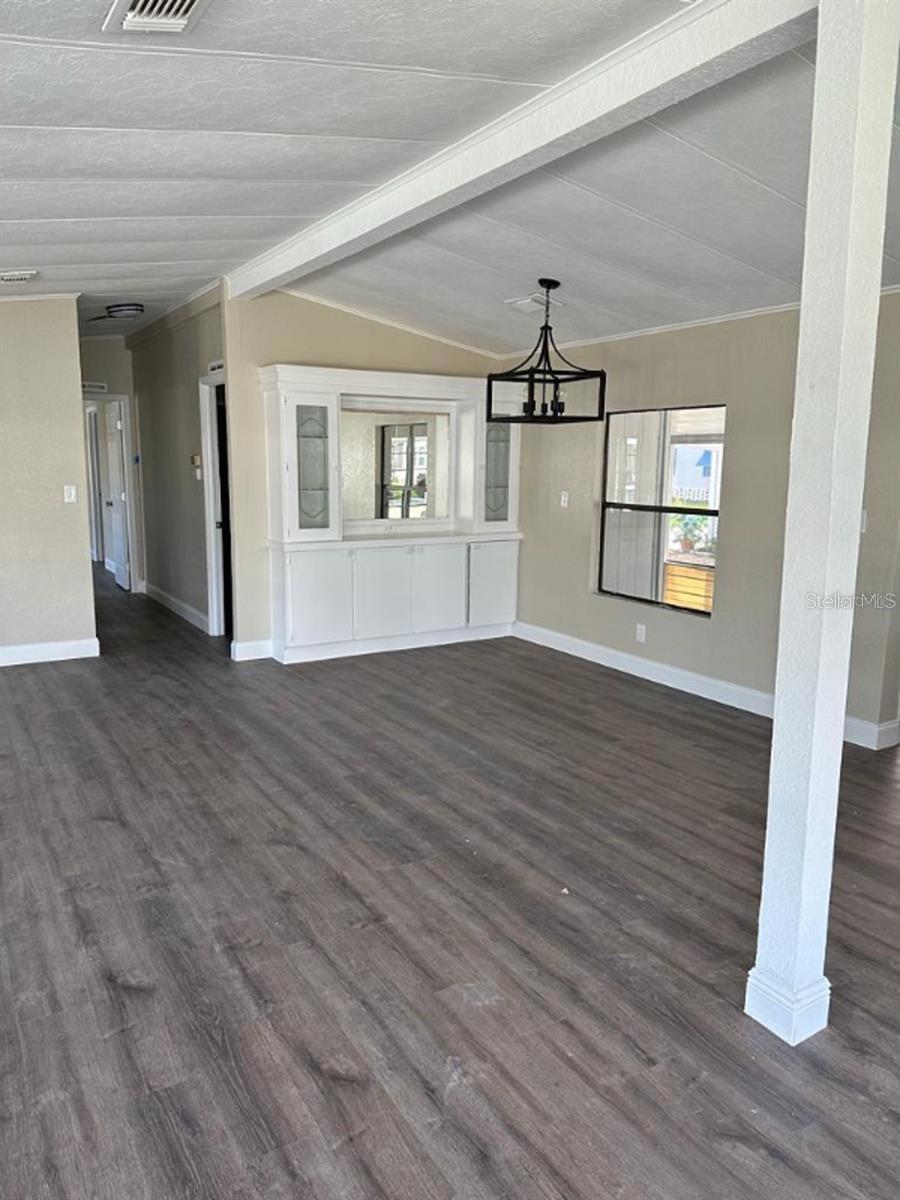 39638 SUNVALLEY DR — photo 9