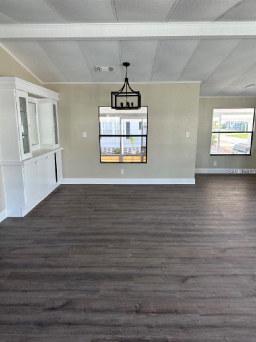 39638 SUNVALLEY DR — photo 8