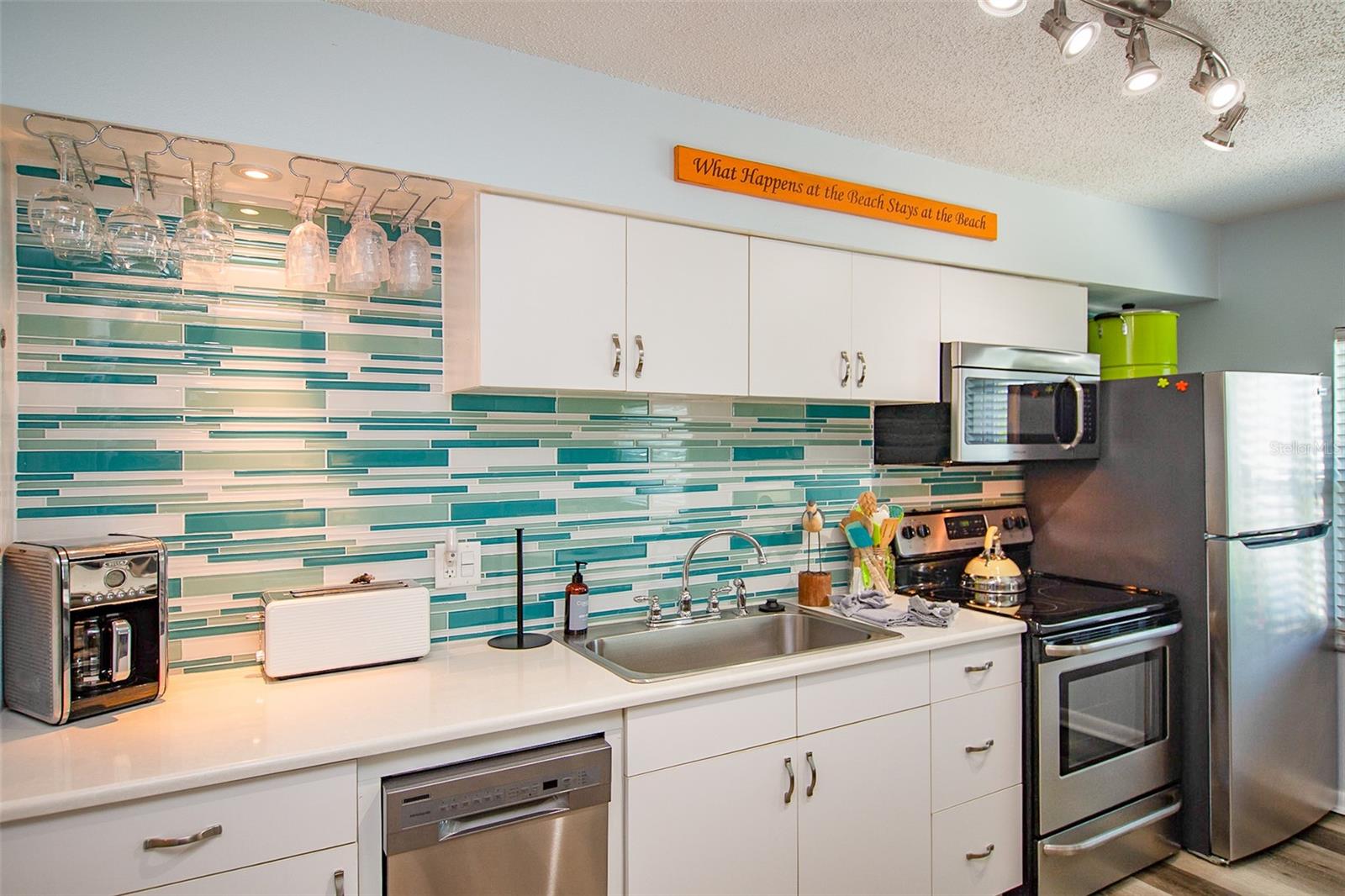 308 2ND ST N #201 — photo 11