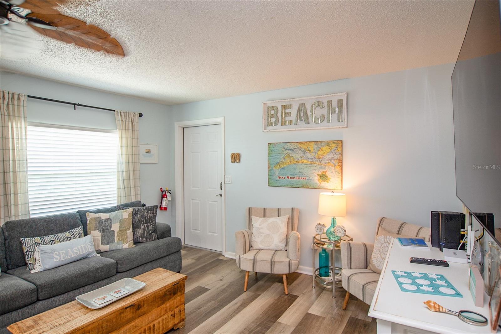 308 2ND ST N #201 — photo 4