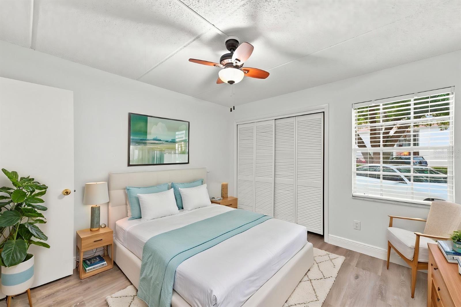 3807 N OAK DR #D41 — photo 22