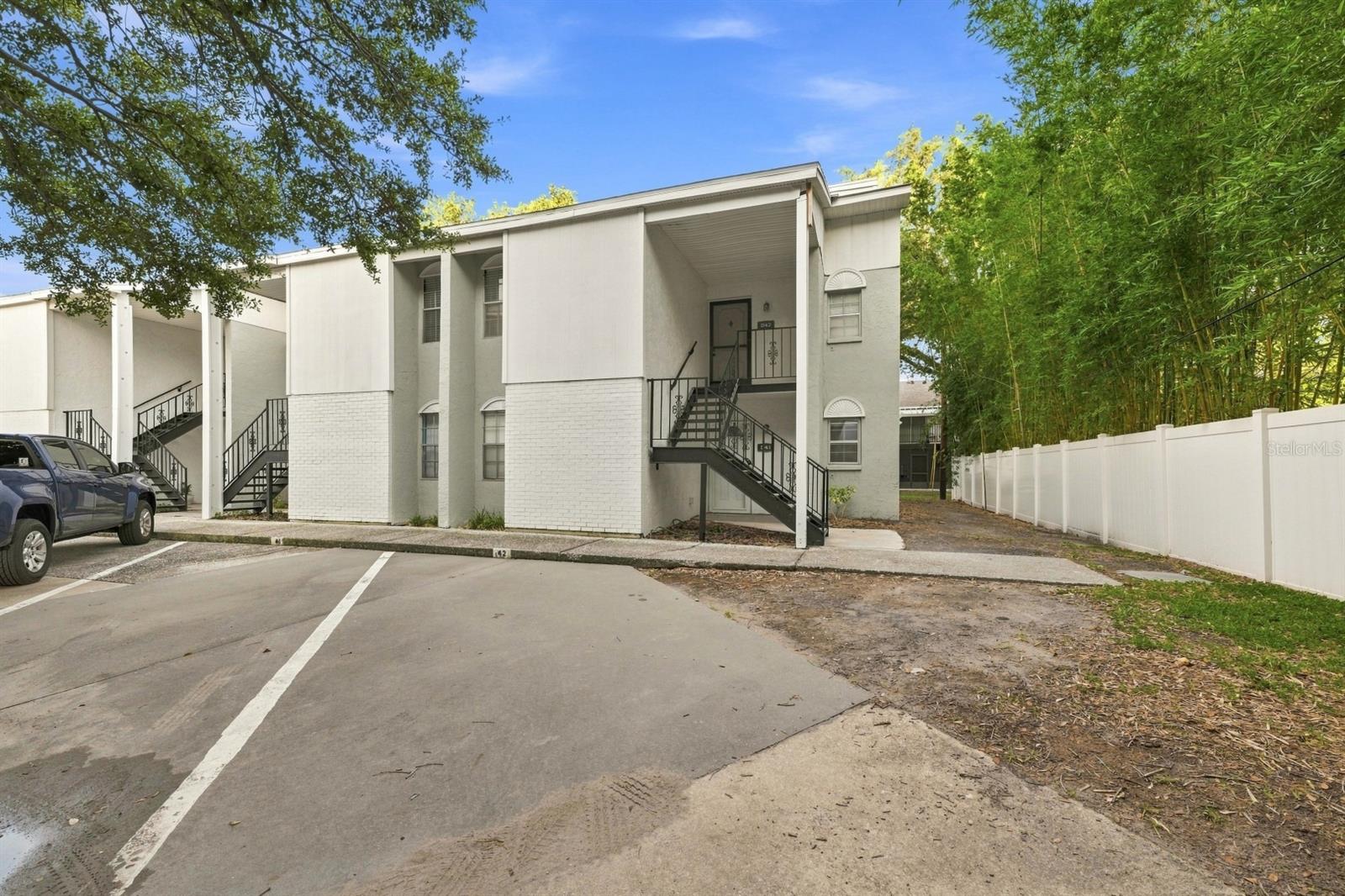 3807 N OAK DR #D41 — photo 2