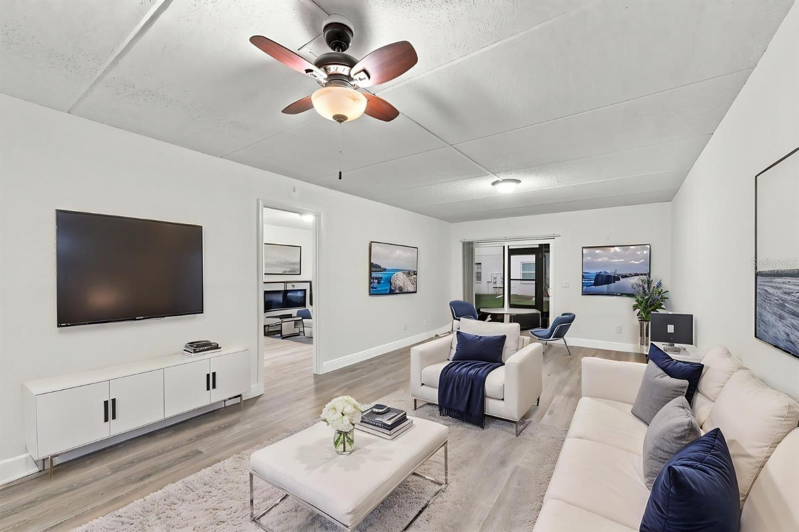 3807 N OAK DR #D41 — photo 9