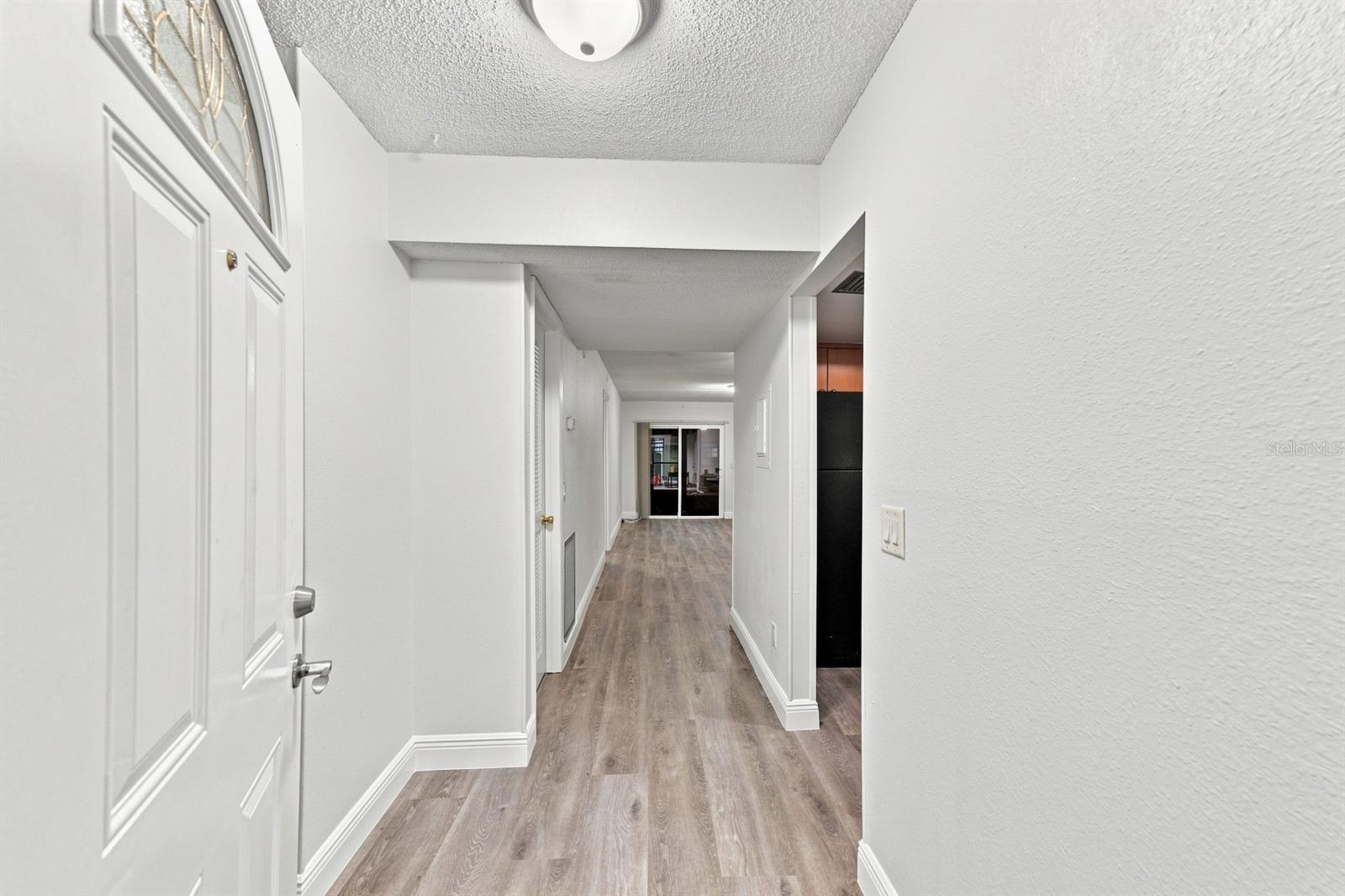 3807 N OAK DR #D41 — photo 6