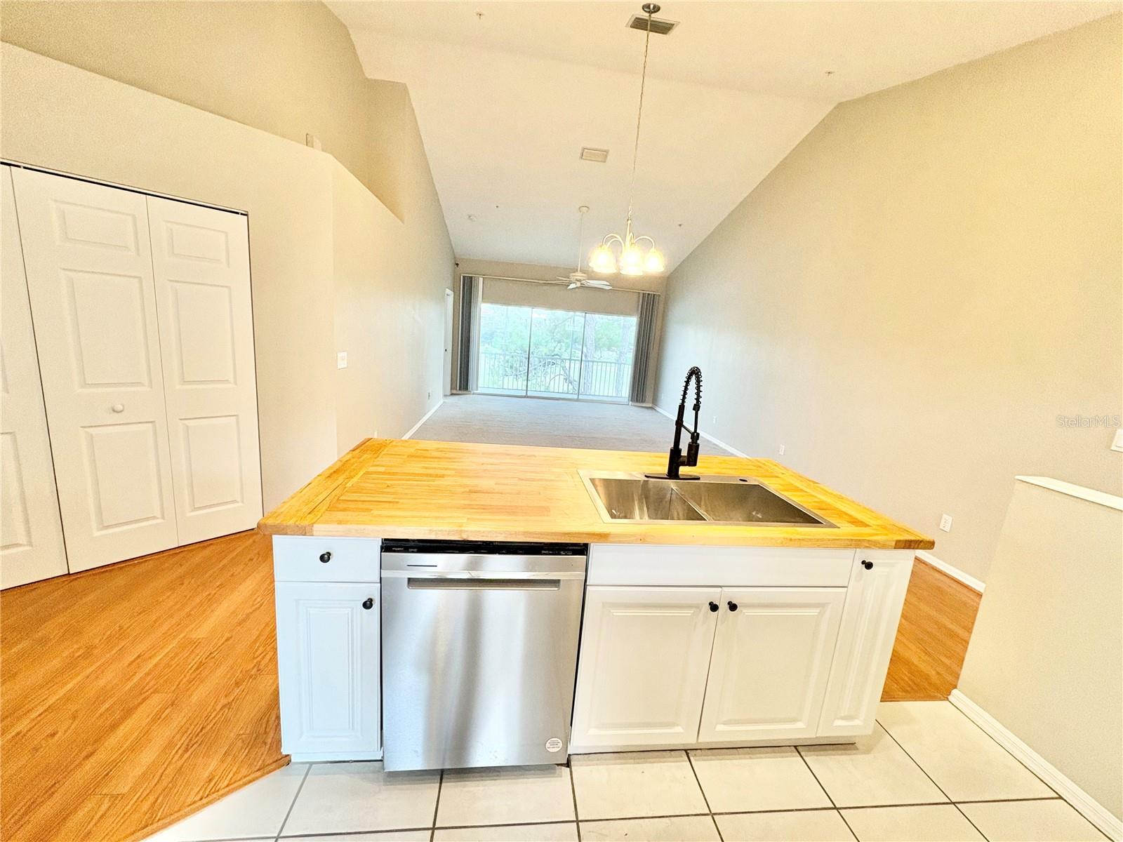 6554 FAIRWAY GARDENS DR #6554 — photo 9