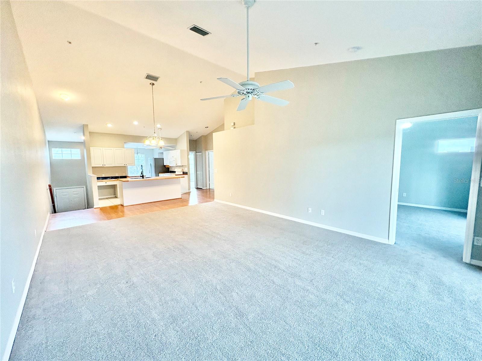 6554 FAIRWAY GARDENS DR #6554 — photo 6