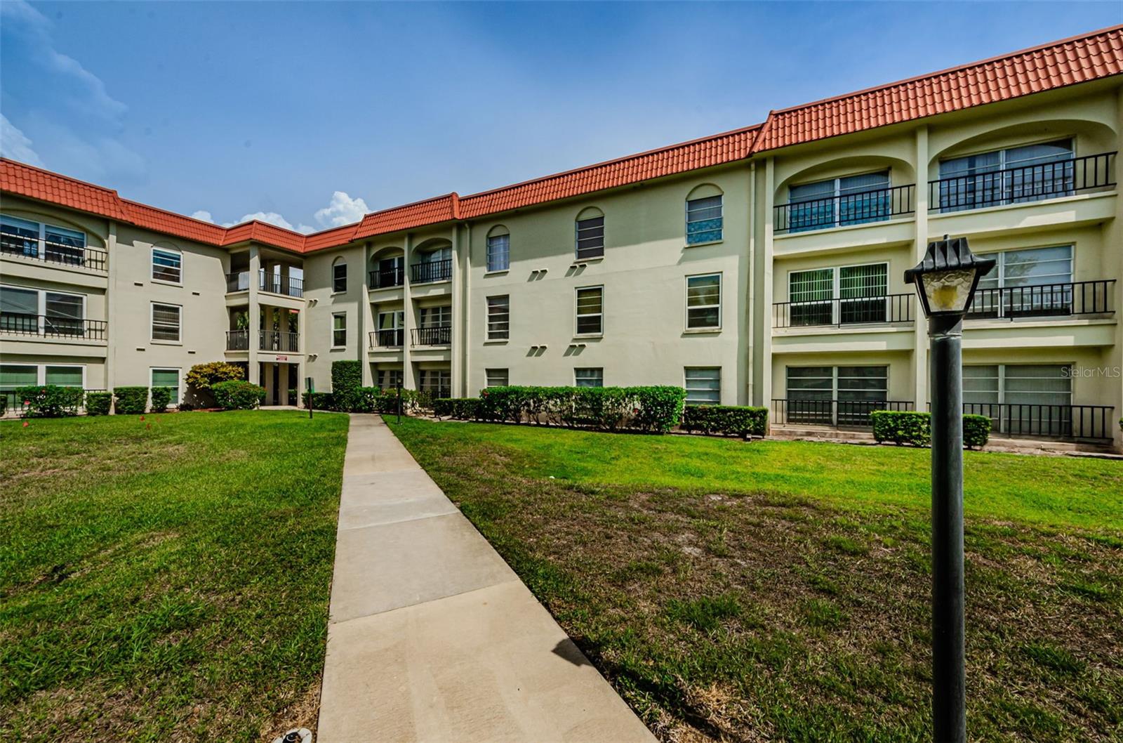 2700 BAYSHORE BLVD #2201 — photo 2