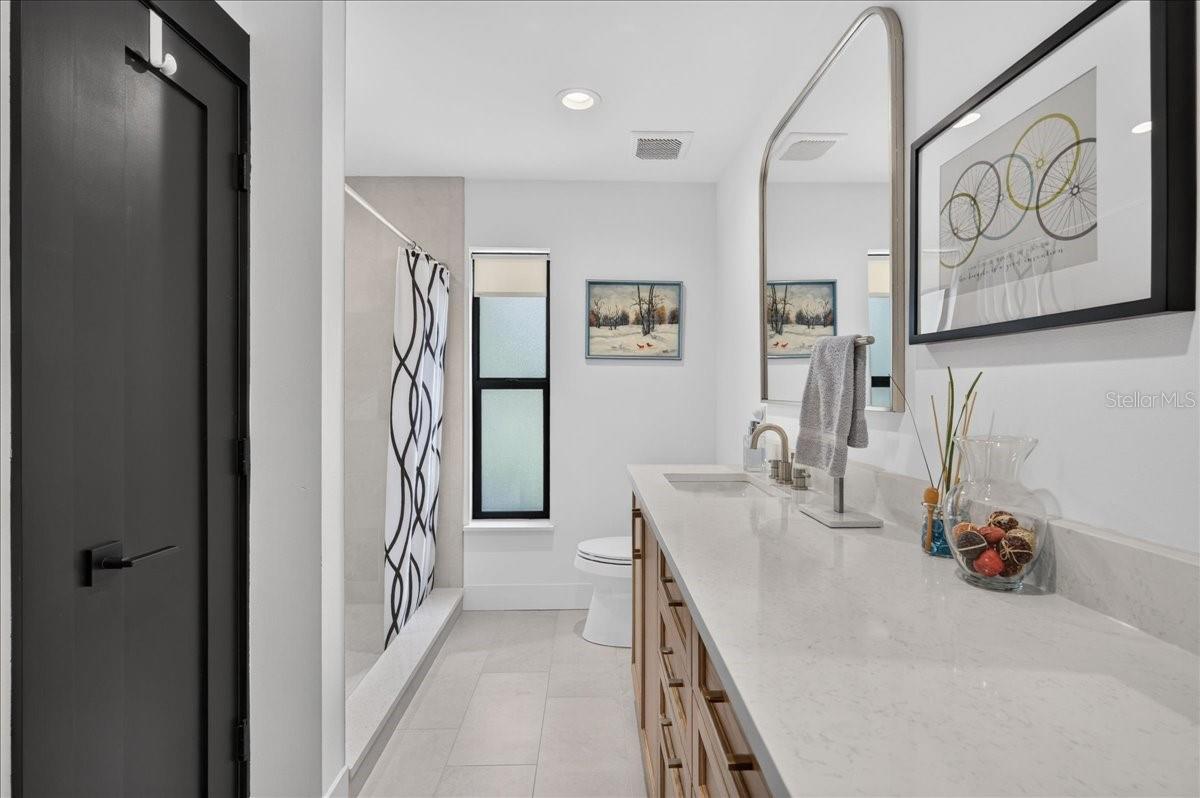 2862 SHADY OAK CT — photo 30