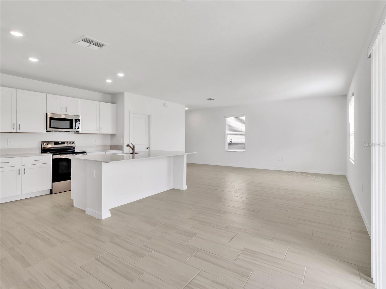 8505 BELLA MAR TRAIL — photo 12