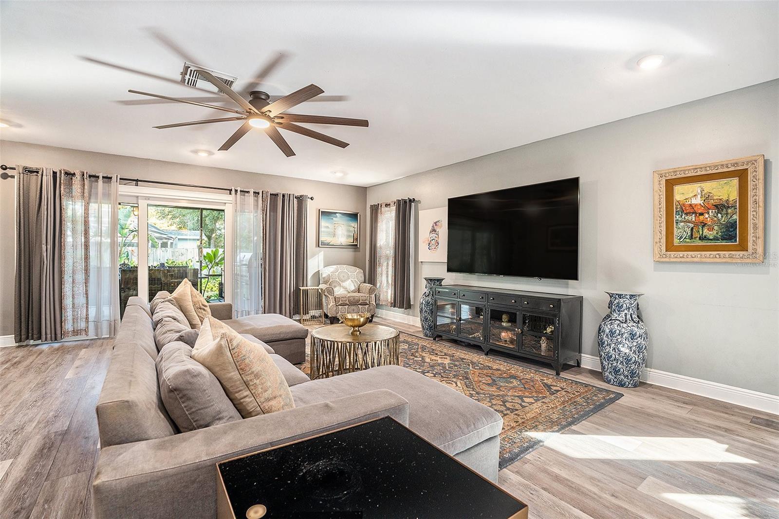 2134 SERPENTINE CIR S — photo 8