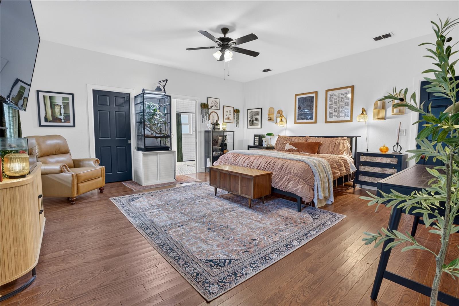 207 N LEVIS AVE — photo 29