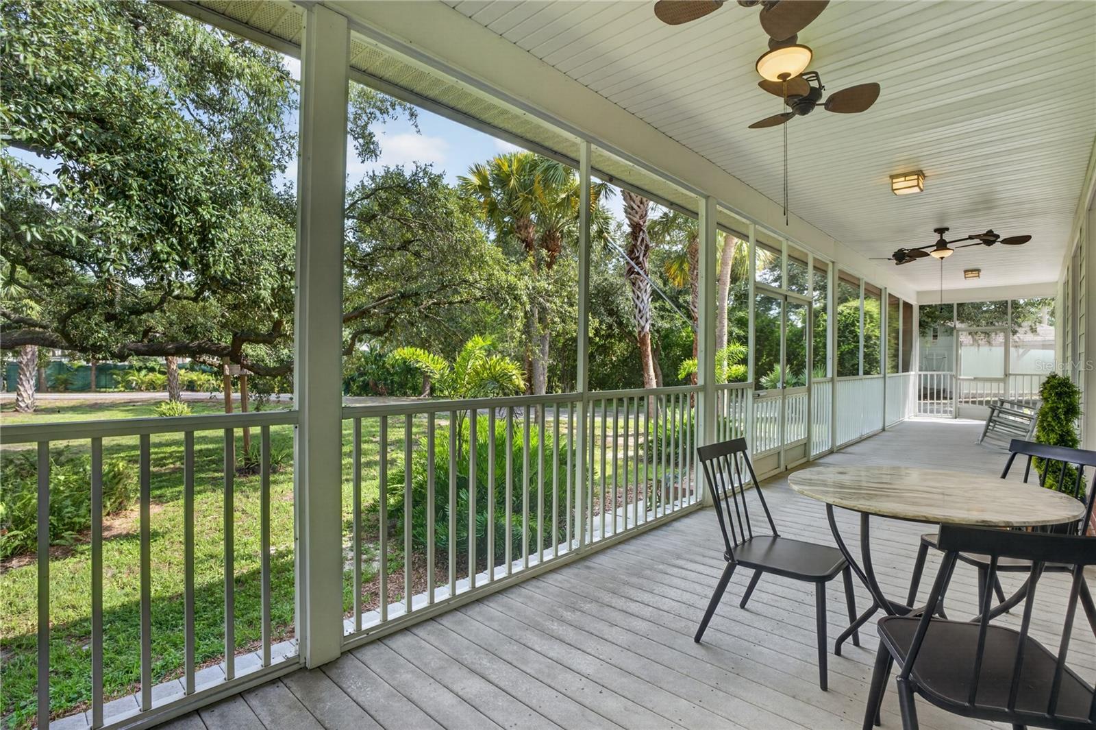 207 N LEVIS AVE — photo 16