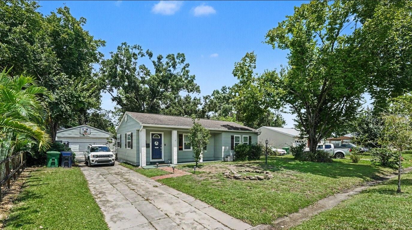 1509 W BARR DR — photo 2