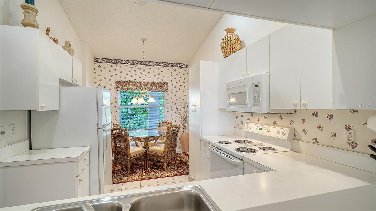 9330 CLUBSIDE CIR #3306 — photo 11
