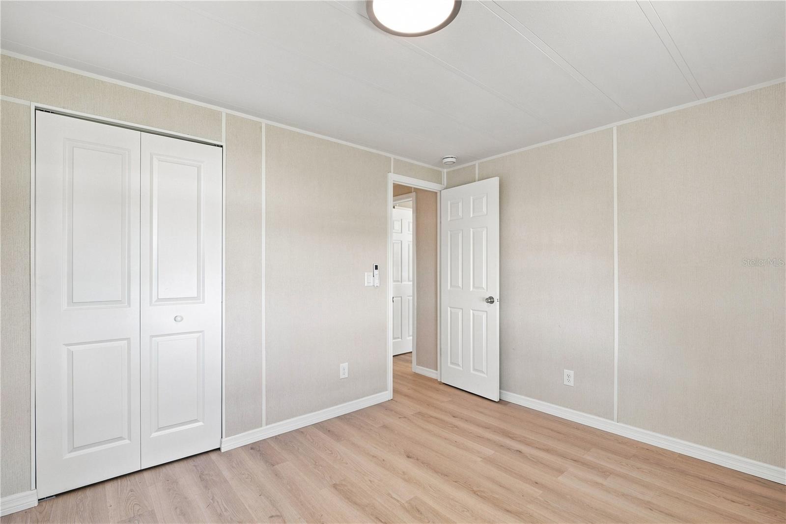 10913 JUSTICE DR — photo 17