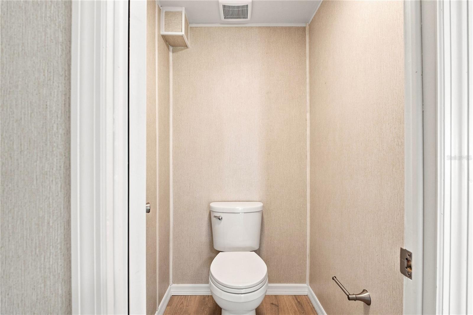 10913 JUSTICE DR — photo 19
