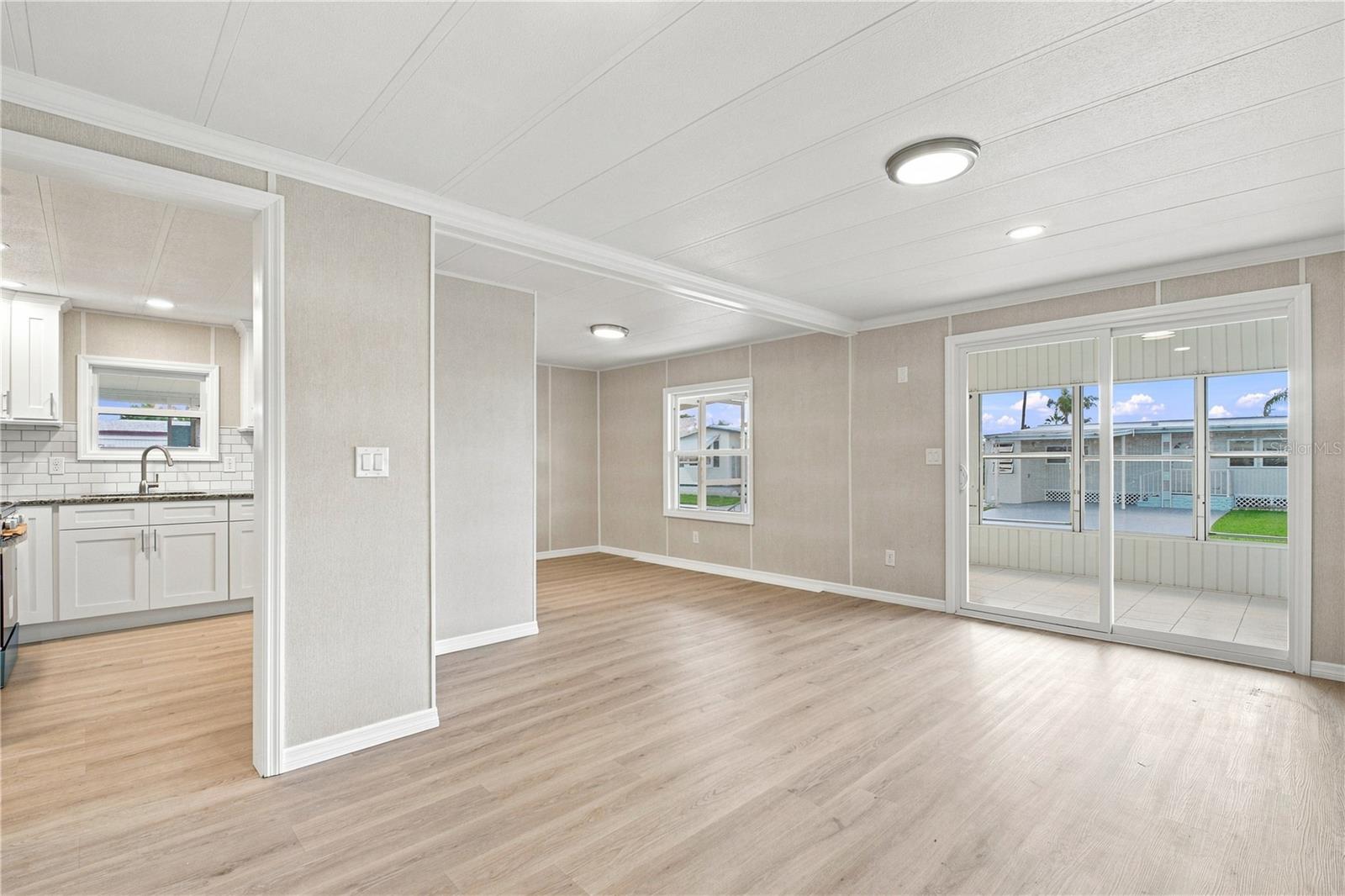 10913 JUSTICE DR — photo 7