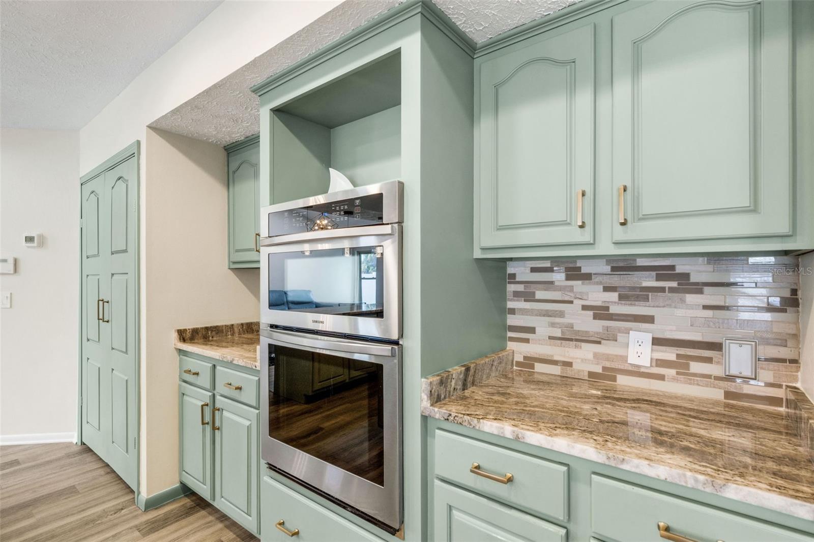 4304 LUKOW PL — photo 25