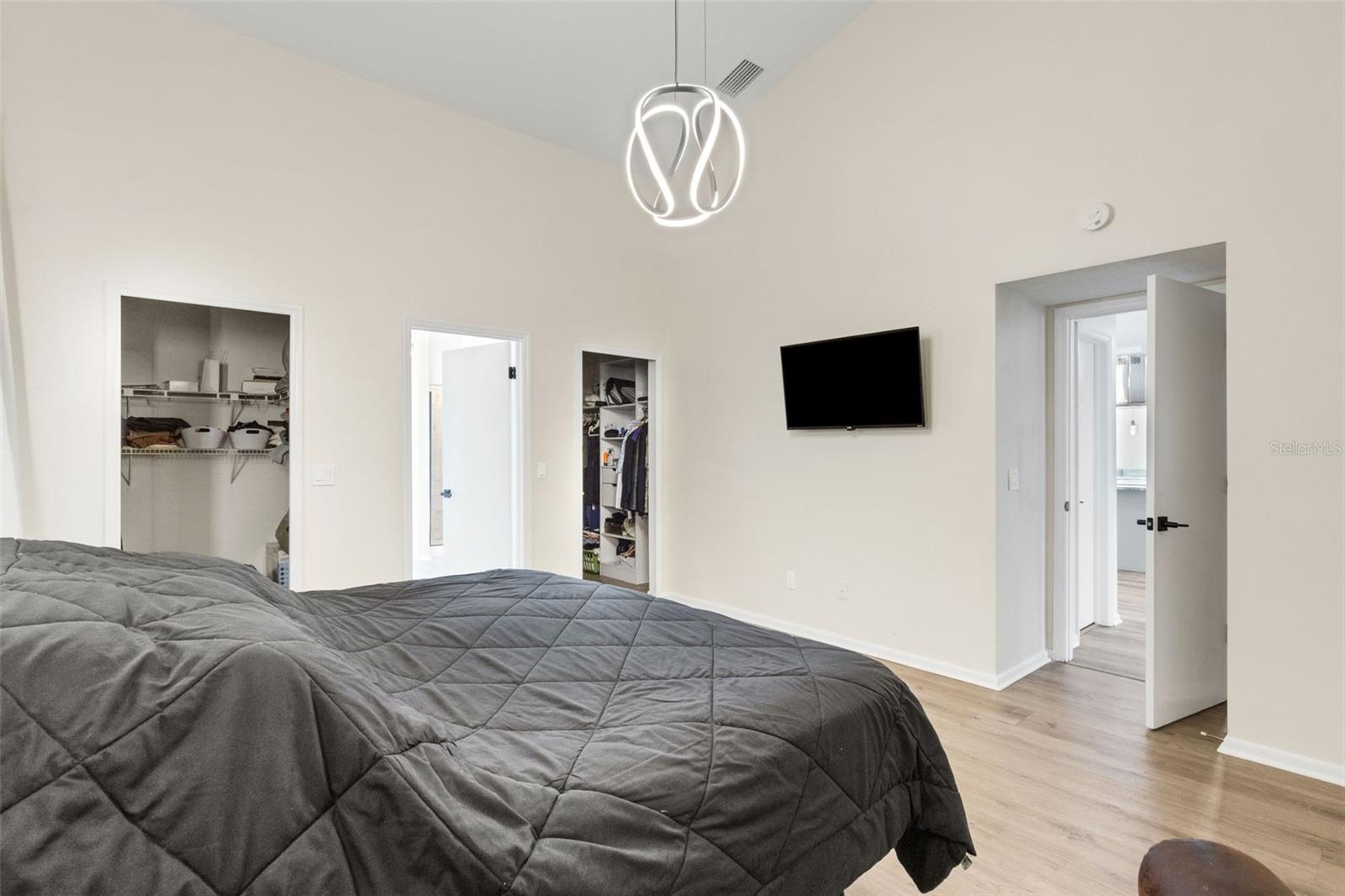 4304 LUKOW PL — photo 37