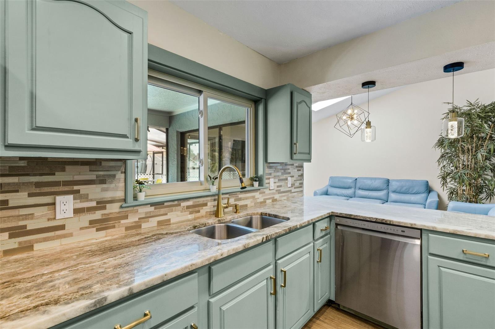 4304 LUKOW PL — photo 30