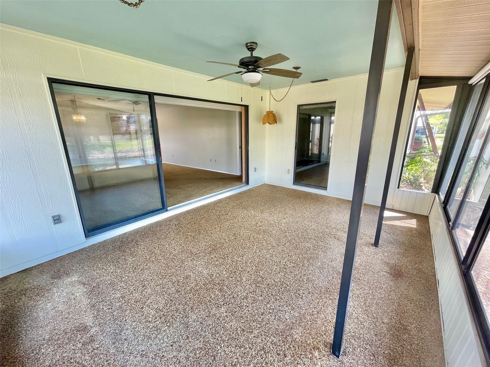 137 DRIFTING SANDS DR — photo 16