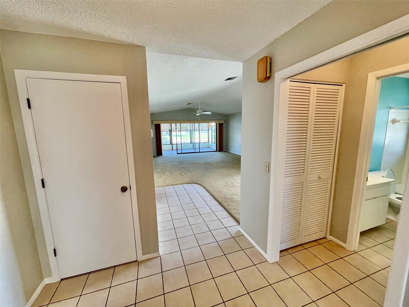 137 DRIFTING SANDS DR — photo 8