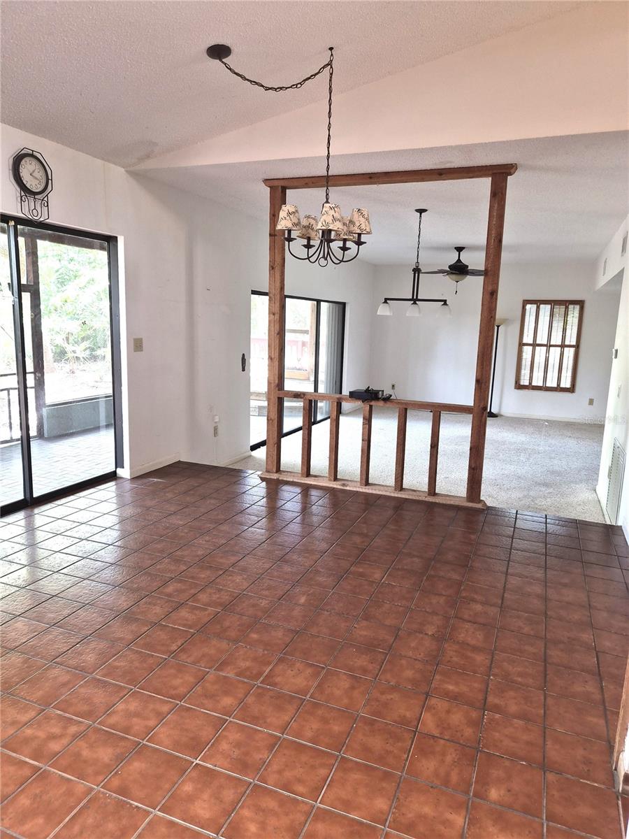 9913 W BAY ST — photo 10