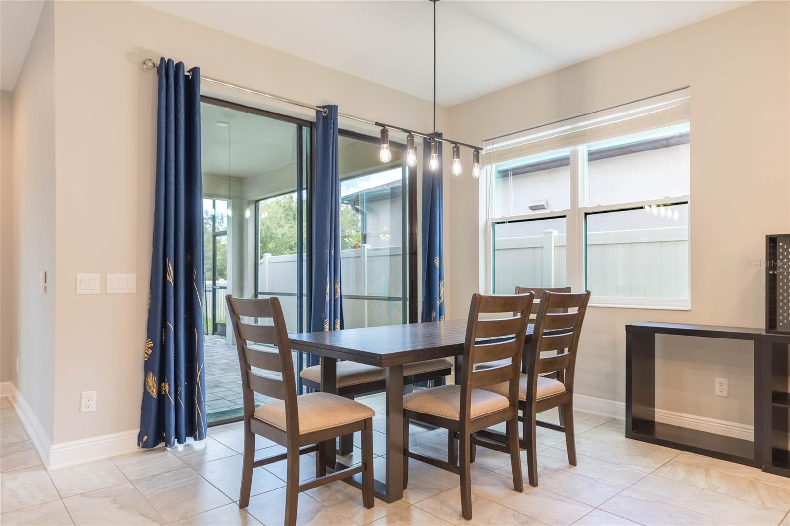 19457 REDWOOD POINT DR — photo 13